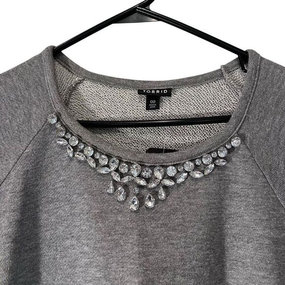 Torrid Heather Embellished Rhinestone Raglan Short Sleeve Sweatshirt Gray Sz 00 - Picture 2 of 6